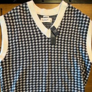 Abercrombie & Fitch Sweater Vest